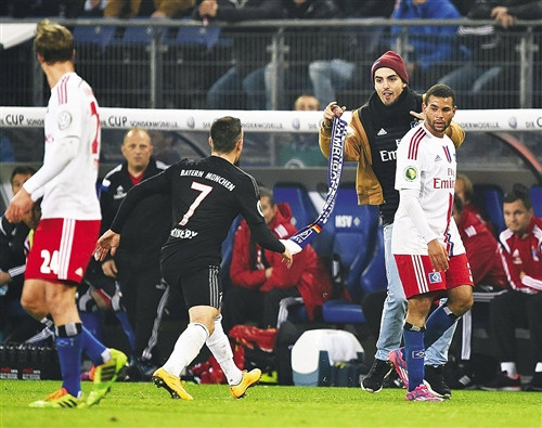  沃尔夫斯堡客场逼平拜仁爆冷门  