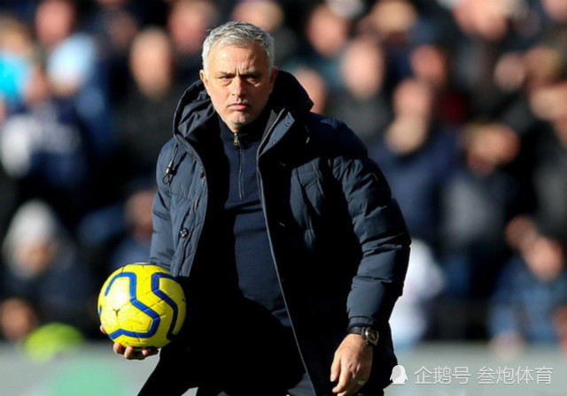  穆里尼奥赛后炮轰裁判不公  